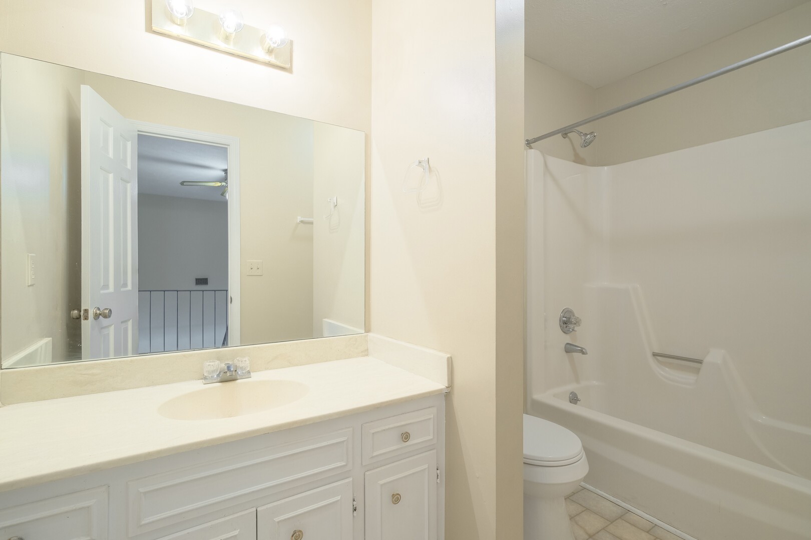 4001 Anderson Road, Unit R103 Nashville, TN 37217 - Photo 27 of 35 Gallery Image 27