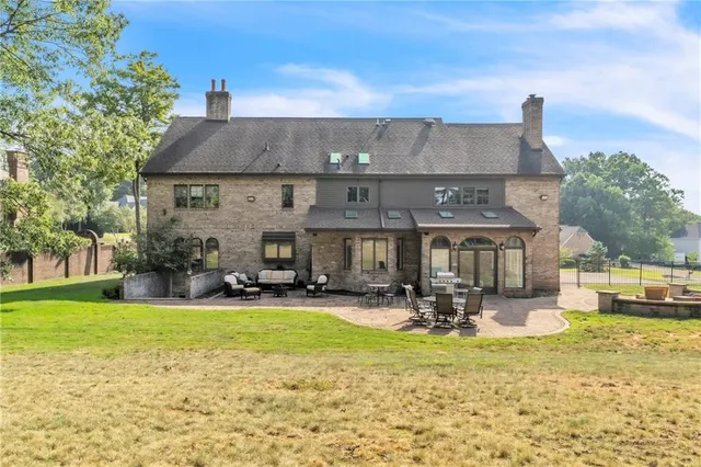 $1,250,000 | 2167 South Villa Drive, Gibsonia, PA 15044