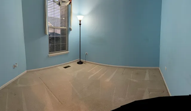 $329,900 | 21546 Victory Lake Way, Crest Hill, IL 60403