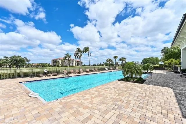 $789,000 | 6135 Montelena Circle, Unit 3103, Naples, FL 34119