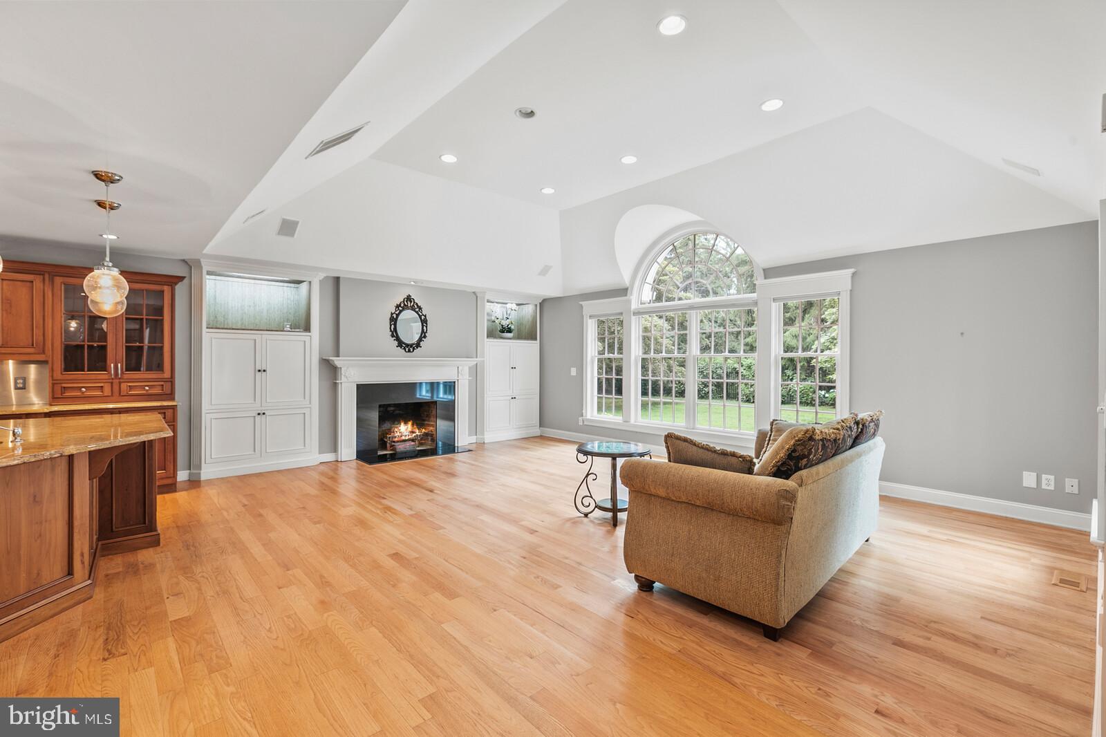 325 Cherry Hill Road Princeton, NJ 08540 - Photo 15 of 44