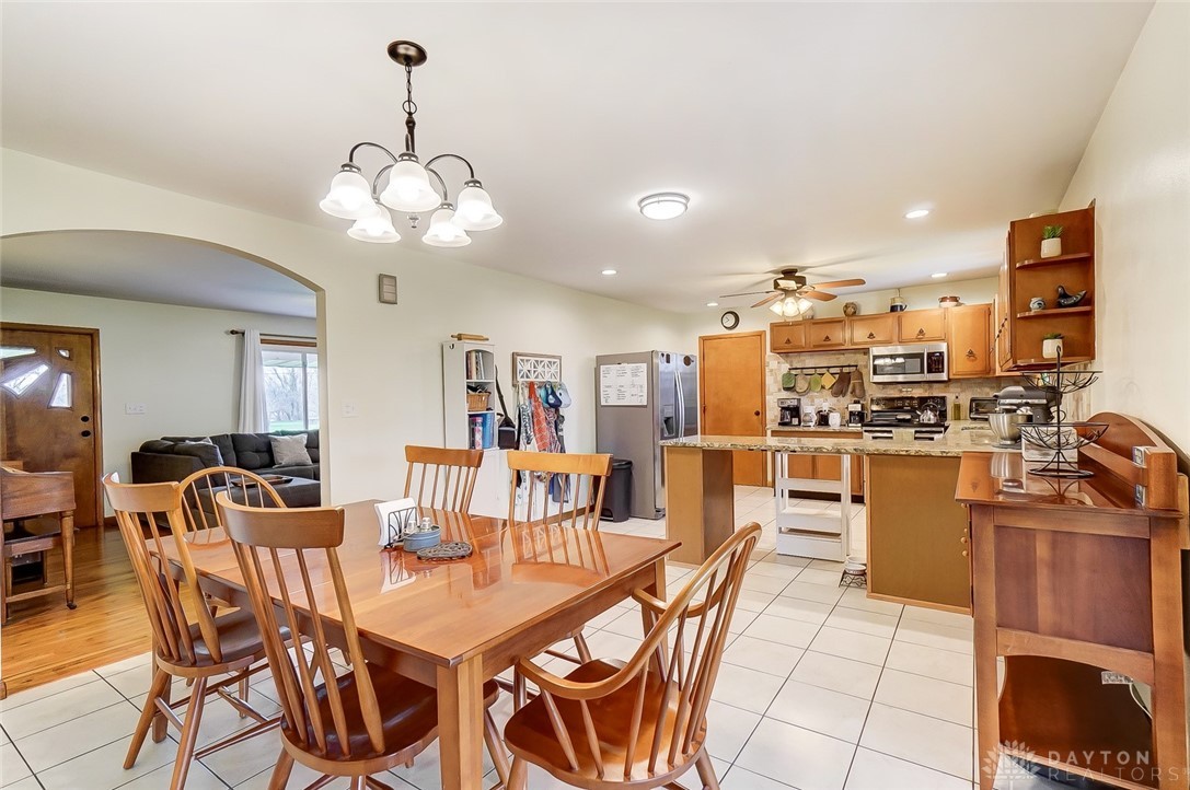 3824 Rebert Pike Springfield, OH 45502 - Photo 15 of 40 Gallery Image 15