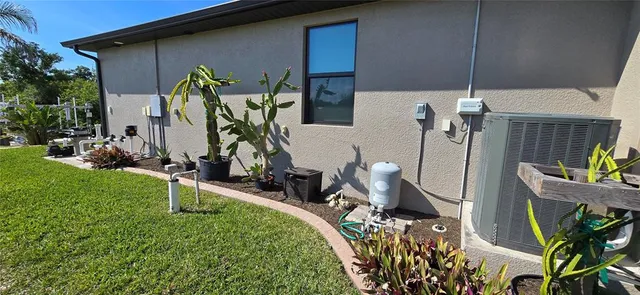 $829,900 | 17350 Bayharbor Circle, Port Charlotte, FL 33948