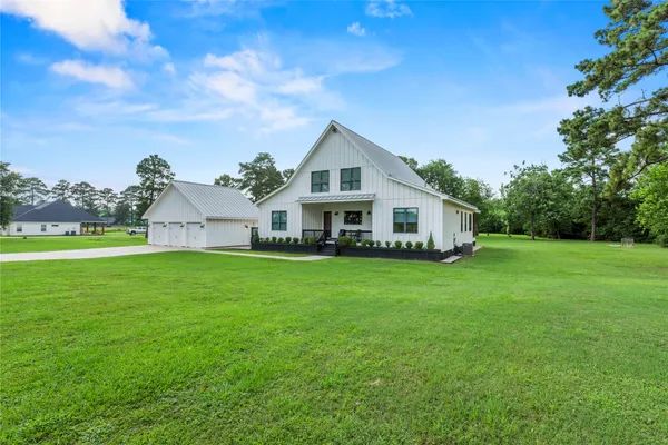 $949,000 | 1400 Hicks Street, Tomball, TX 77375