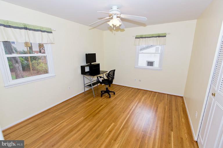 4311 Lees Corner Road Chantilly, VA 20151 - Photo 15 of 30 Bedroom