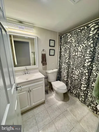 $2,300 | 9 Silverwood Circle, Unit 3, Annapolis, MD 21403