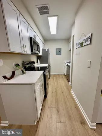 $2,300 | 9 Silverwood Circle, Unit 3, Annapolis, MD 21403