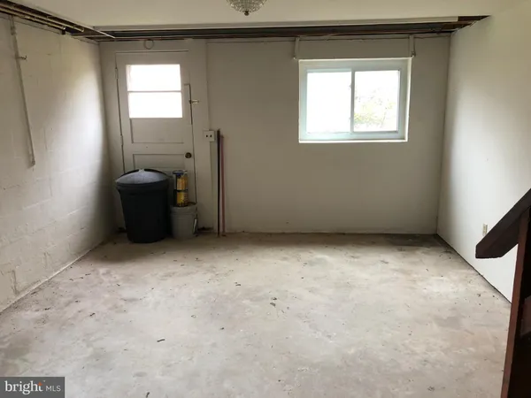 $2,950 | 12627 Buckleys Gate Drive, Fairfax, VA 22030