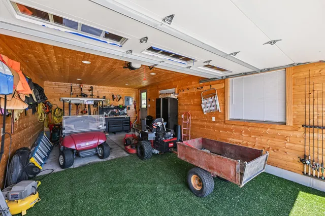 $2,900,000 | 5461 Quimby Avenue Northwest, Annandale, MN 55302