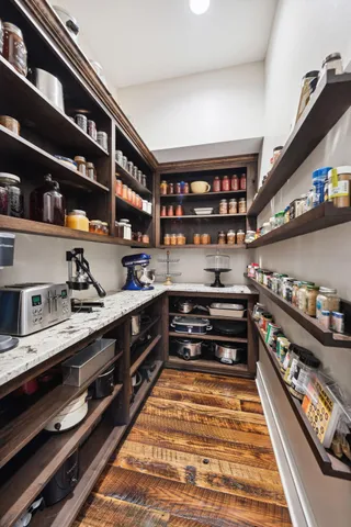 $2,900,000 | 5461 Quimby Avenue Northwest, Annandale, MN 55302