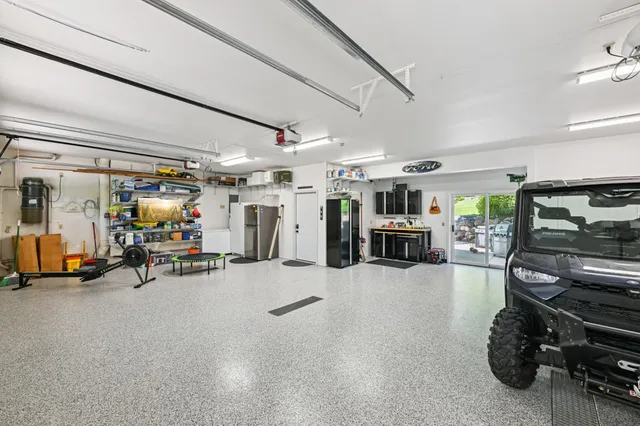 $2,900,000 | 5461 Quimby Avenue Northwest, Annandale, MN 55302