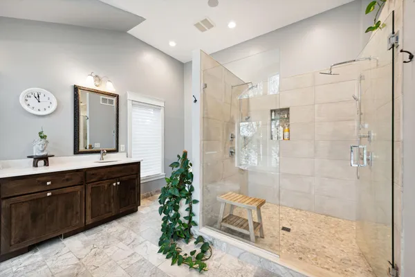 $2,900,000 | 5461 Quimby Avenue Northwest, Annandale, MN 55302