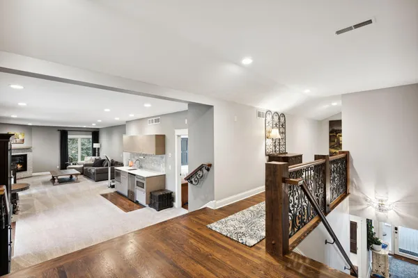 $2,900,000 | 5461 Quimby Avenue Northwest, Annandale, MN 55302