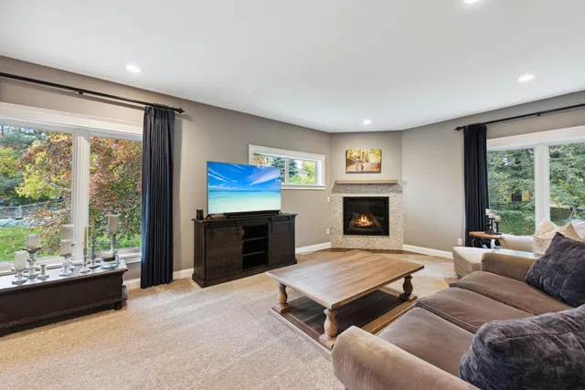 $2,900,000 | 5461 Quimby Avenue Northwest, Annandale, MN 55302