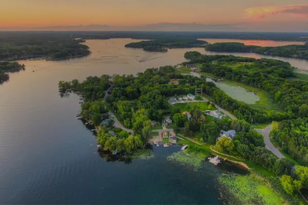 $2,900,000 | 5461 Quimby Avenue Northwest, Annandale, MN 55302