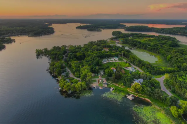 $2,900,000 | 5461 Quimby Avenue Northwest, Annandale, MN 55302