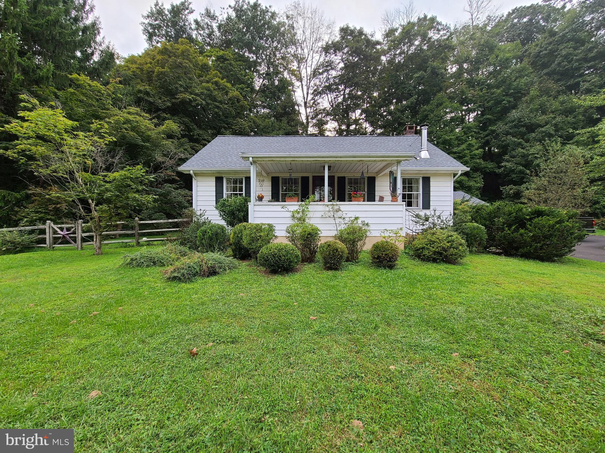 733 River Road Erwinna, PA 18920 - Photo 2 of 16 Gallery Image 2