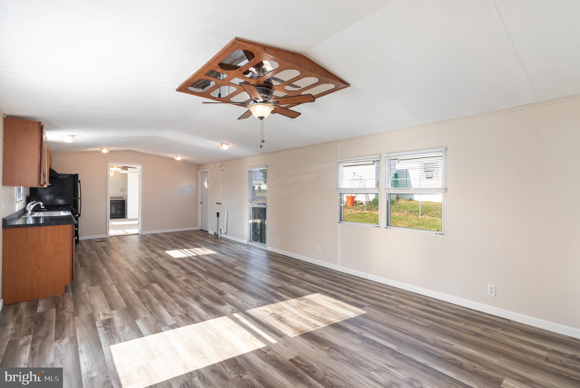 64 Conrad Road Carlisle, PA 17013 - Photo 4 of 29 Gallery Image 4