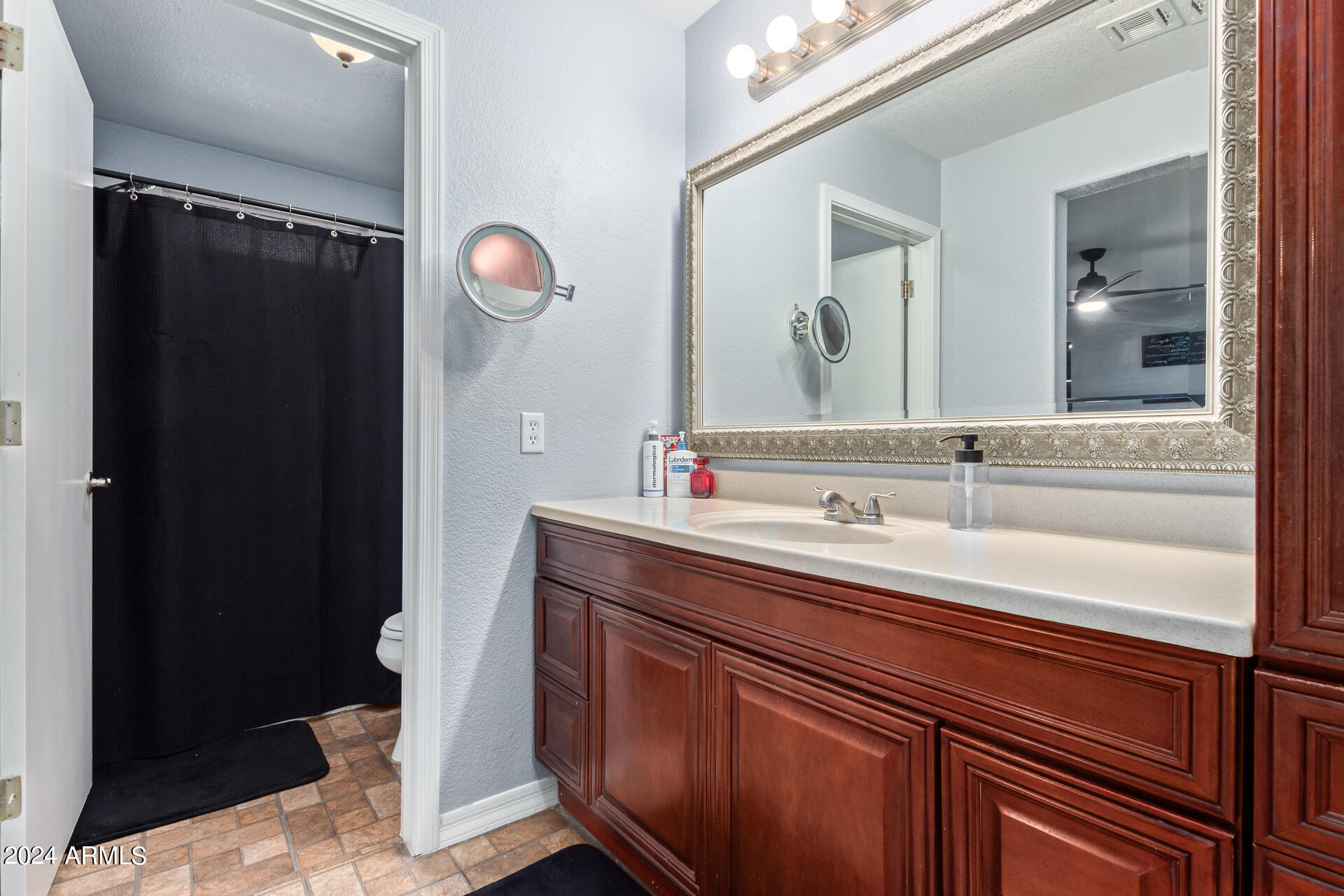 598 West Colt Road Chandler, AZ 85225 - Photo 20 of 30 19 - Colt