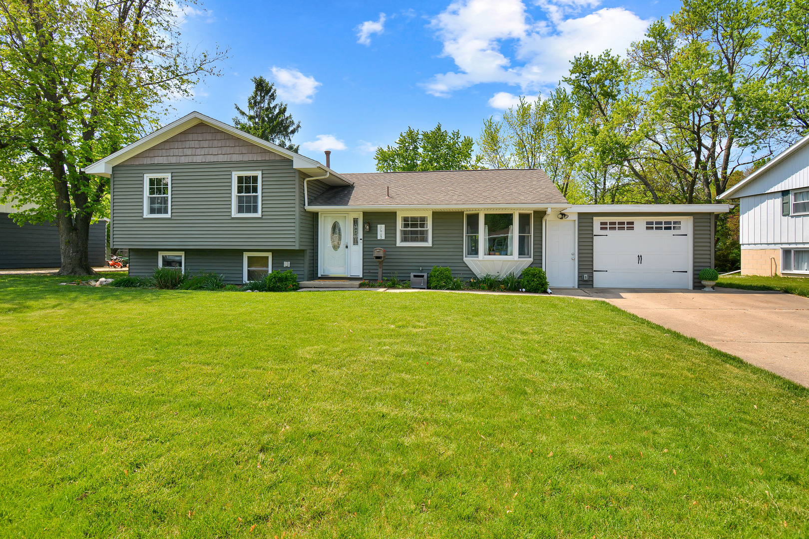 1603 Aurora Way Normal, IL 61761 - Photo 78 of 79 Gallery Image 78