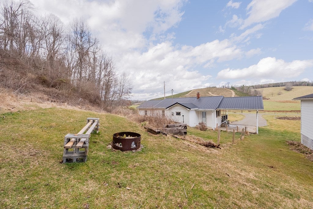 2060 Delhart Road Galax, VA 24333 - Photo 58 of 73 Gallery Image 58