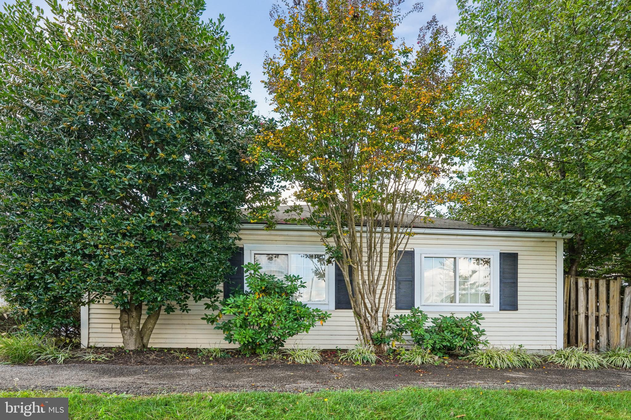 11401 Ledbury Way Germantown, MD 20876 - Photo 6 of 29