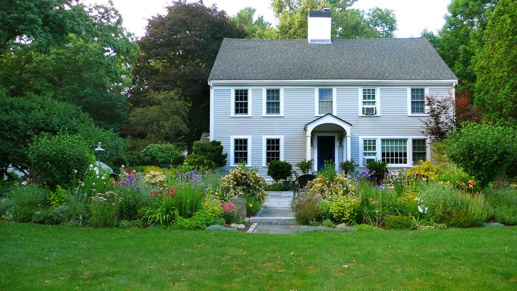 6 Walker Road Manchester, MA 01944 - Photo 1 of 30 Gallery Image 1