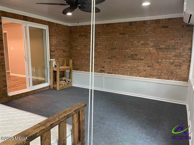 a view of a storage & utility room