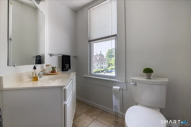 $4,800 | 90 2nd Street, Fairfield, CT 06825