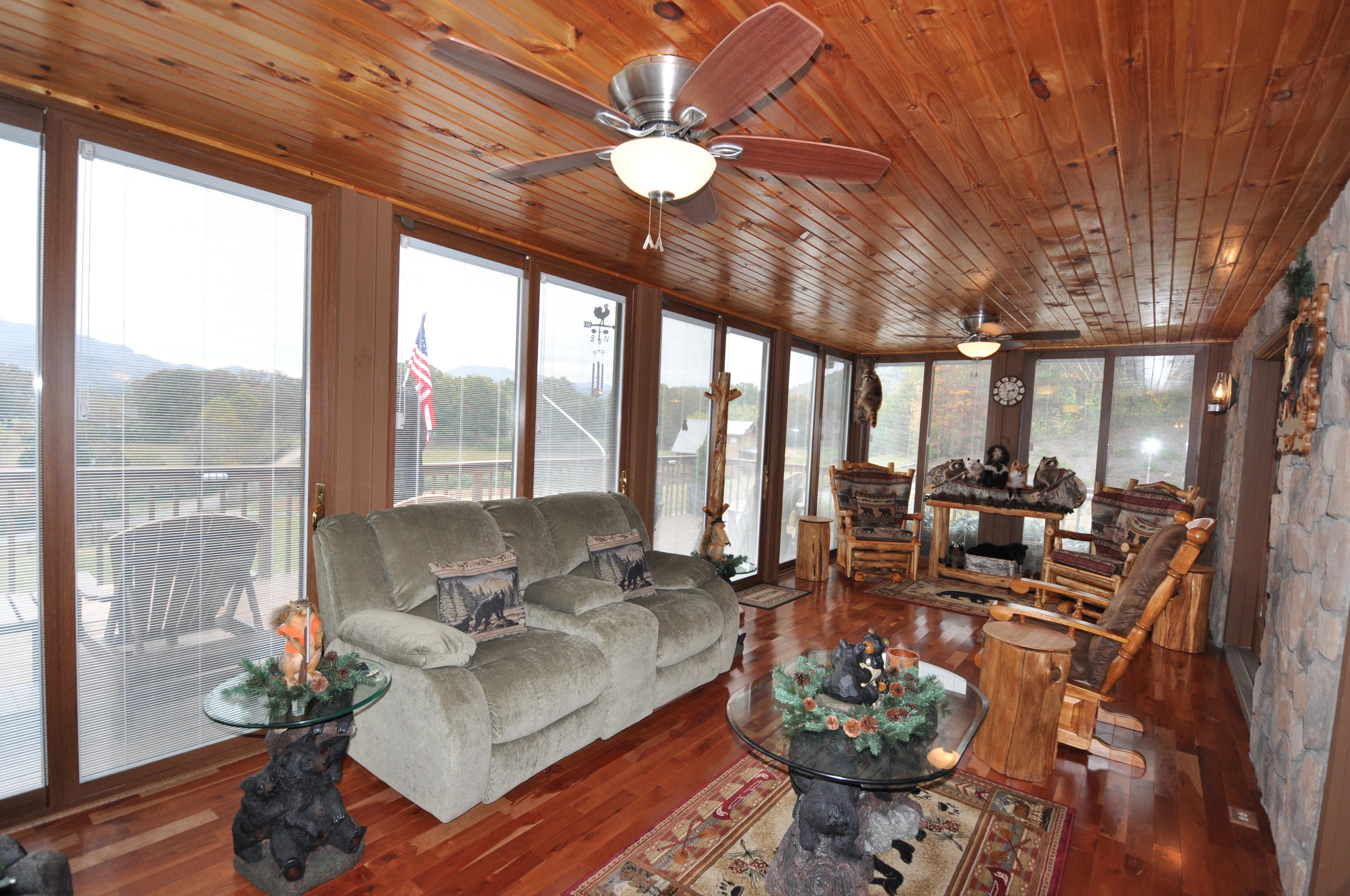 147 Fox Hollow Road Townsend, TN 37882 - Photo 8 of 40 DSC_0436
