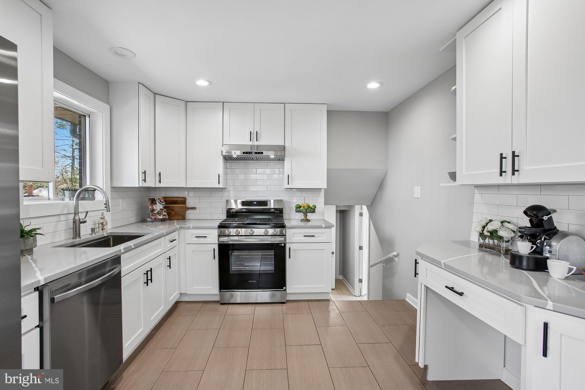 7318 Chatham Street Springfield, VA 22151 - Photo 27 of 49 Kitchen