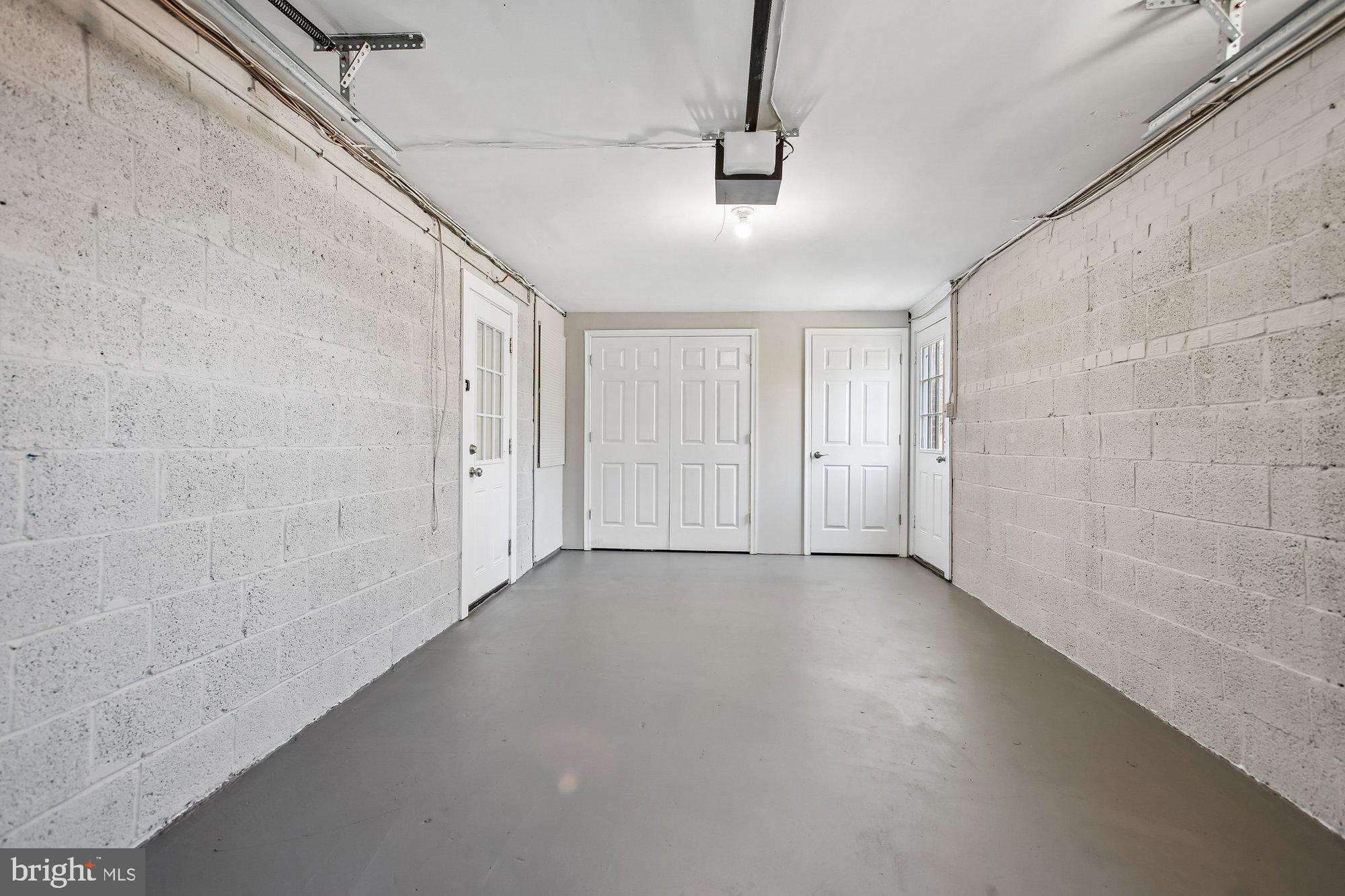 7318 Chatham Street Springfield, VA 22151 - Photo 37 of 49 Garage