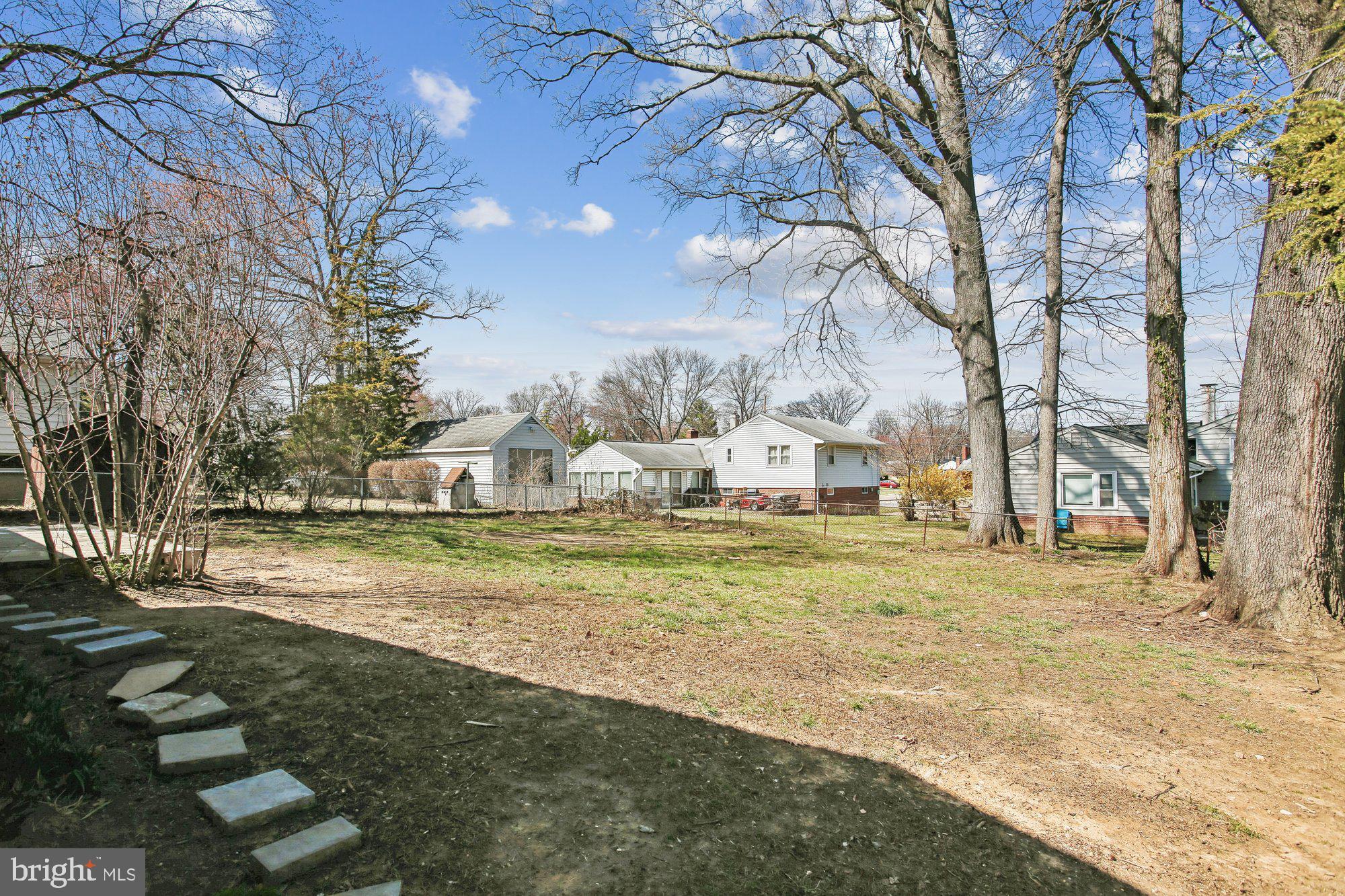 7318 Chatham Street Springfield, VA 22151 - Photo 41 of 49 Back Elevation