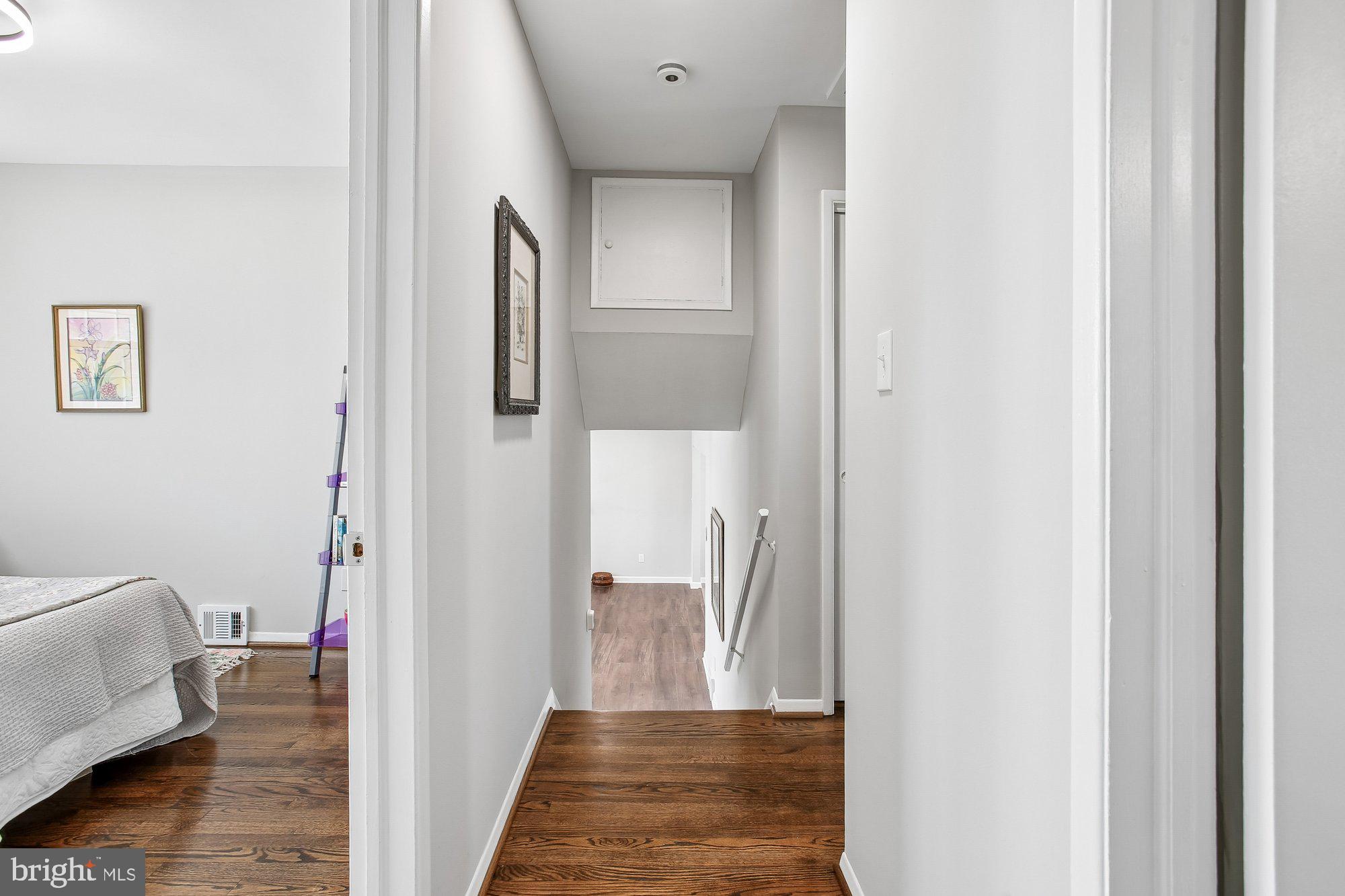 7318 Chatham Street Springfield, VA 22151 - Photo 10 of 49 Hall