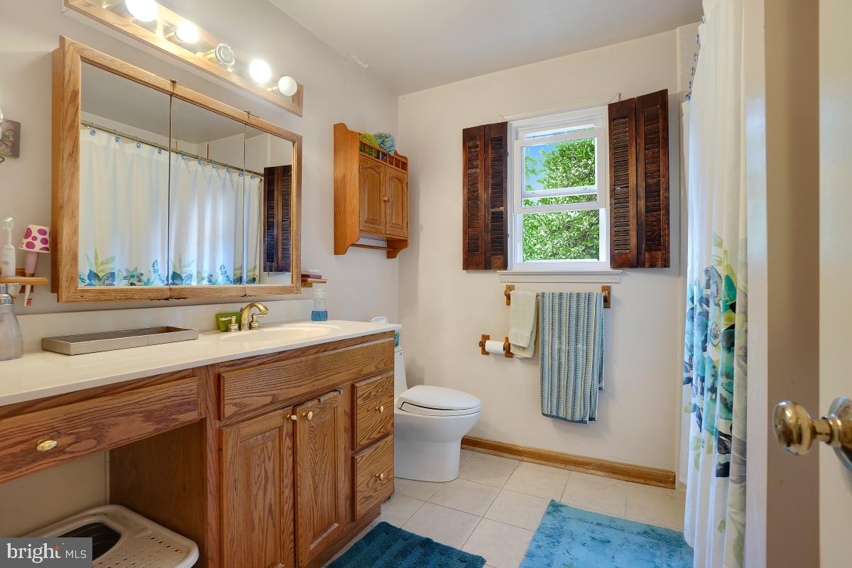 14320 Cantrell Road Silver Spring, MD 20905 - Photo 20 of 45