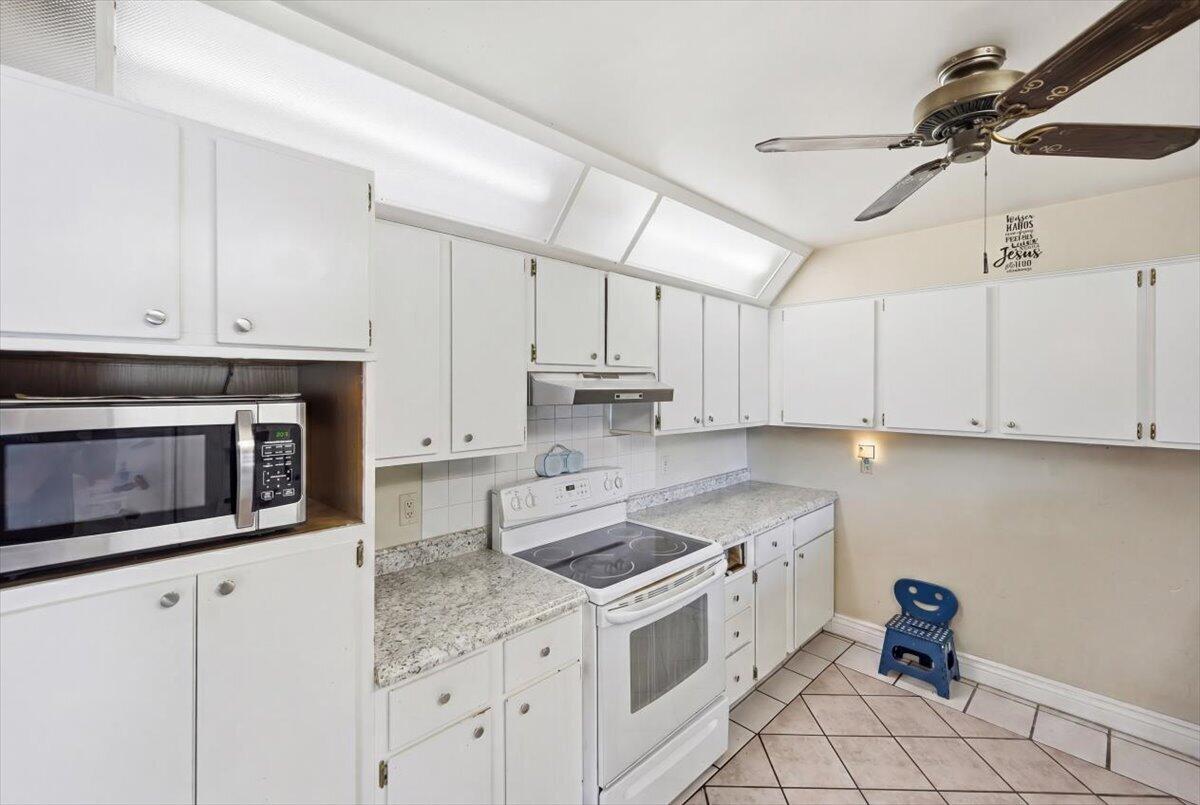 6901 Salerno Road Fort Pierce, FL 34951 - Photo 19 of 59 39-DSC4769_reedit_339bbb03