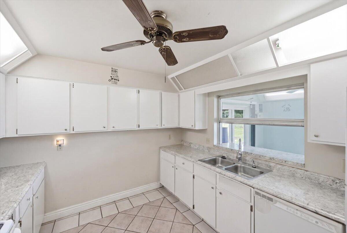 6901 Salerno Road Fort Pierce, FL 34951 - Photo 20 of 59 41-DSC4774_reedit_c0bd7bdf