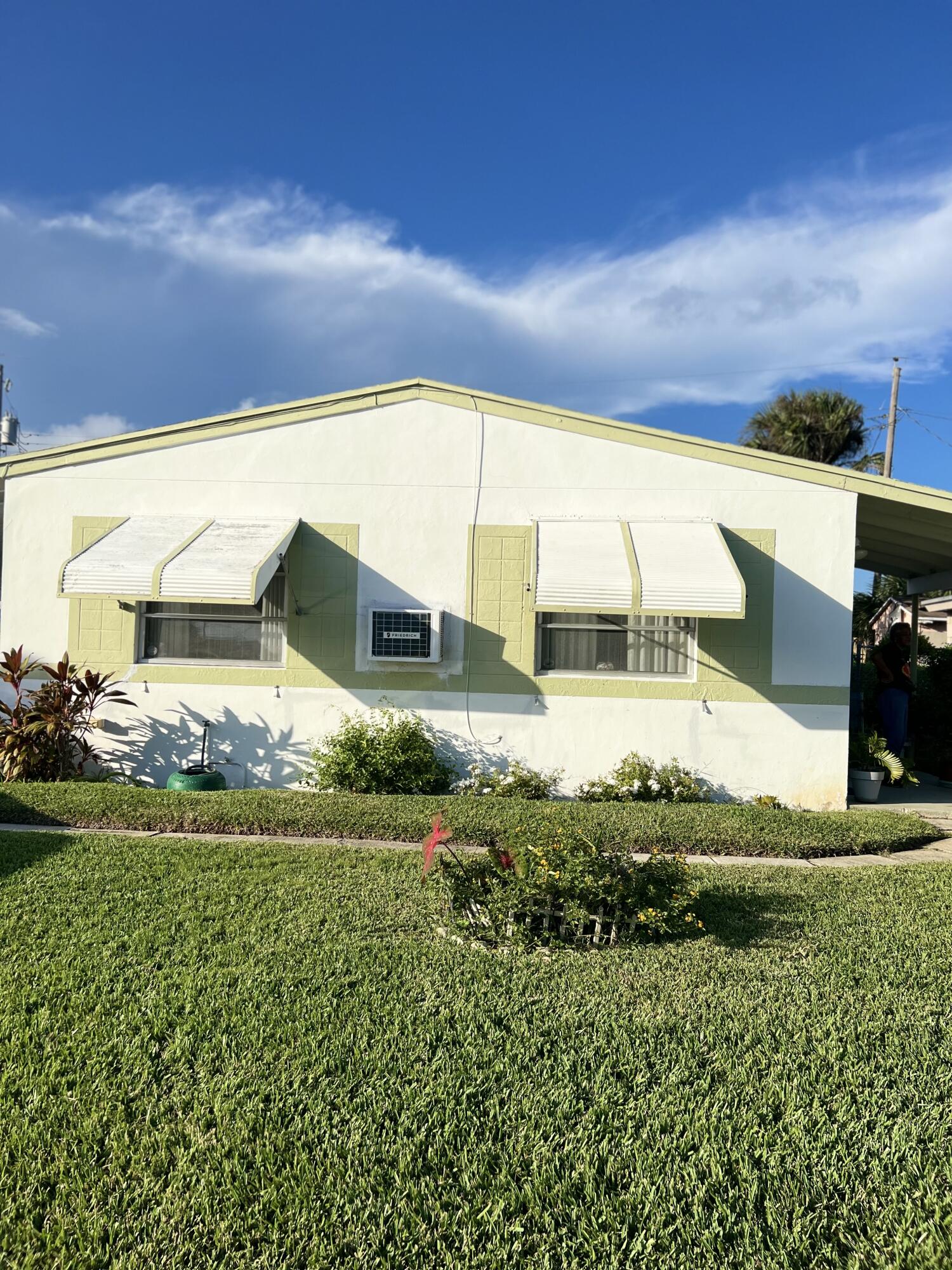 1110 West 2nd Street Riviera Beach, FL 33404 - Photo 2 of 10 Exterior Front