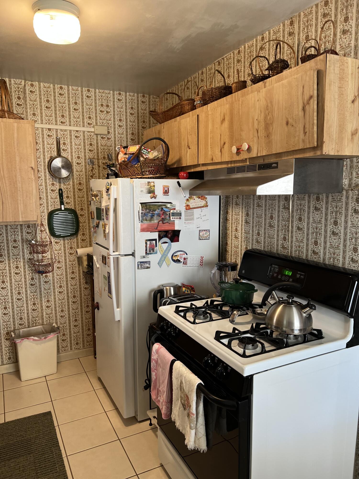 1110 West 2nd Street Riviera Beach, FL 33404 - Photo 7 of 10 Kitchen