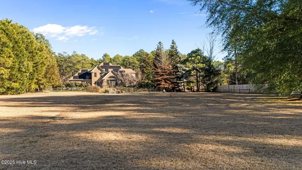 $965,000 | 35 Glen Meadow Court, Pinehurst, NC 28374