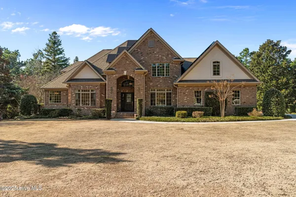 $965,000 | 35 Glen Meadow Court, Pinehurst, NC 28374