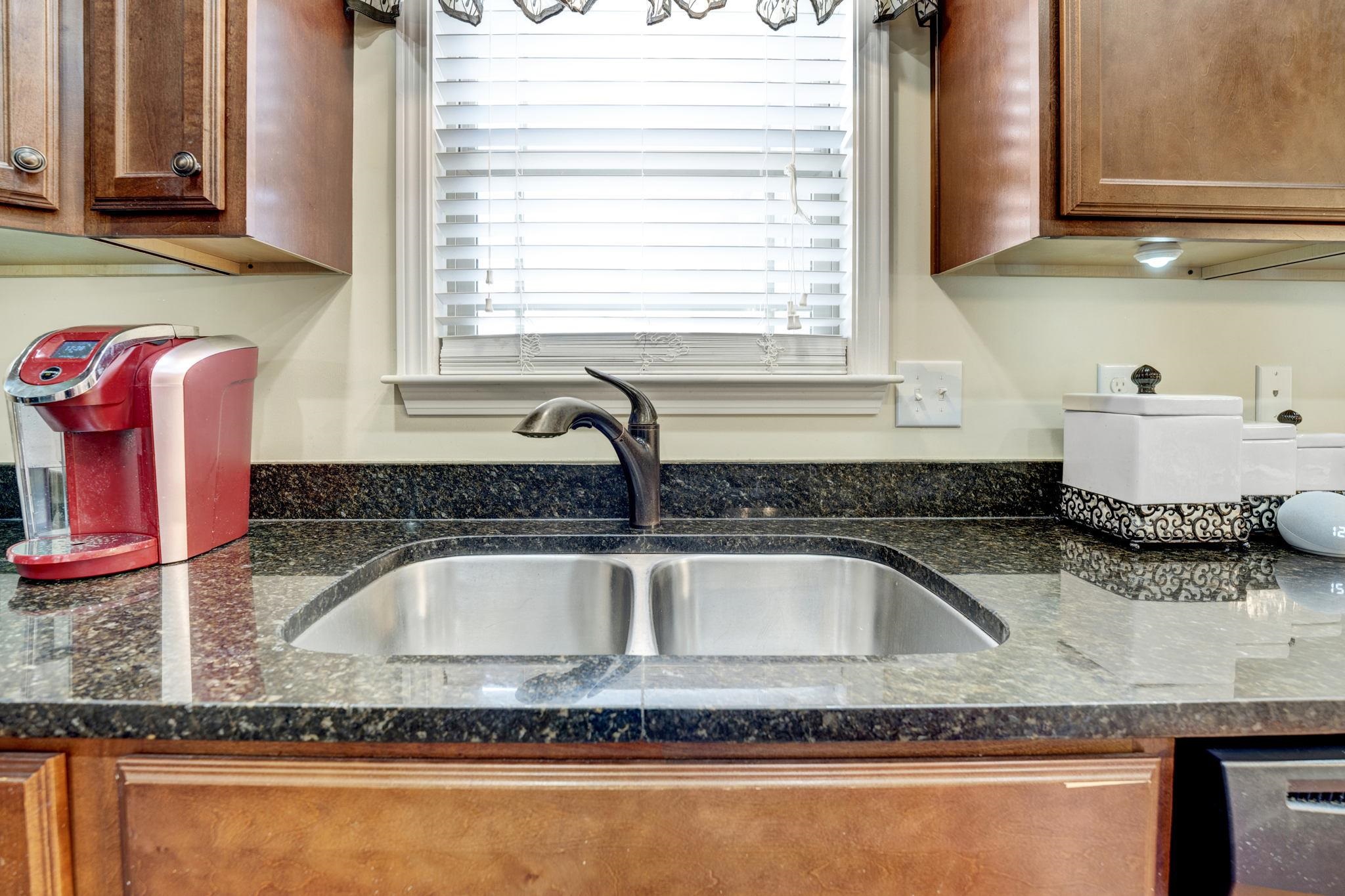 122 Bridgeville Way Boiling Springs, SC 29316 - Photo 8 of 30 Gallery Image 8