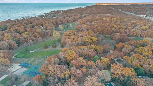 $1,299,000 | 46308 Royal Avenue, New Buffalo, MI 49117