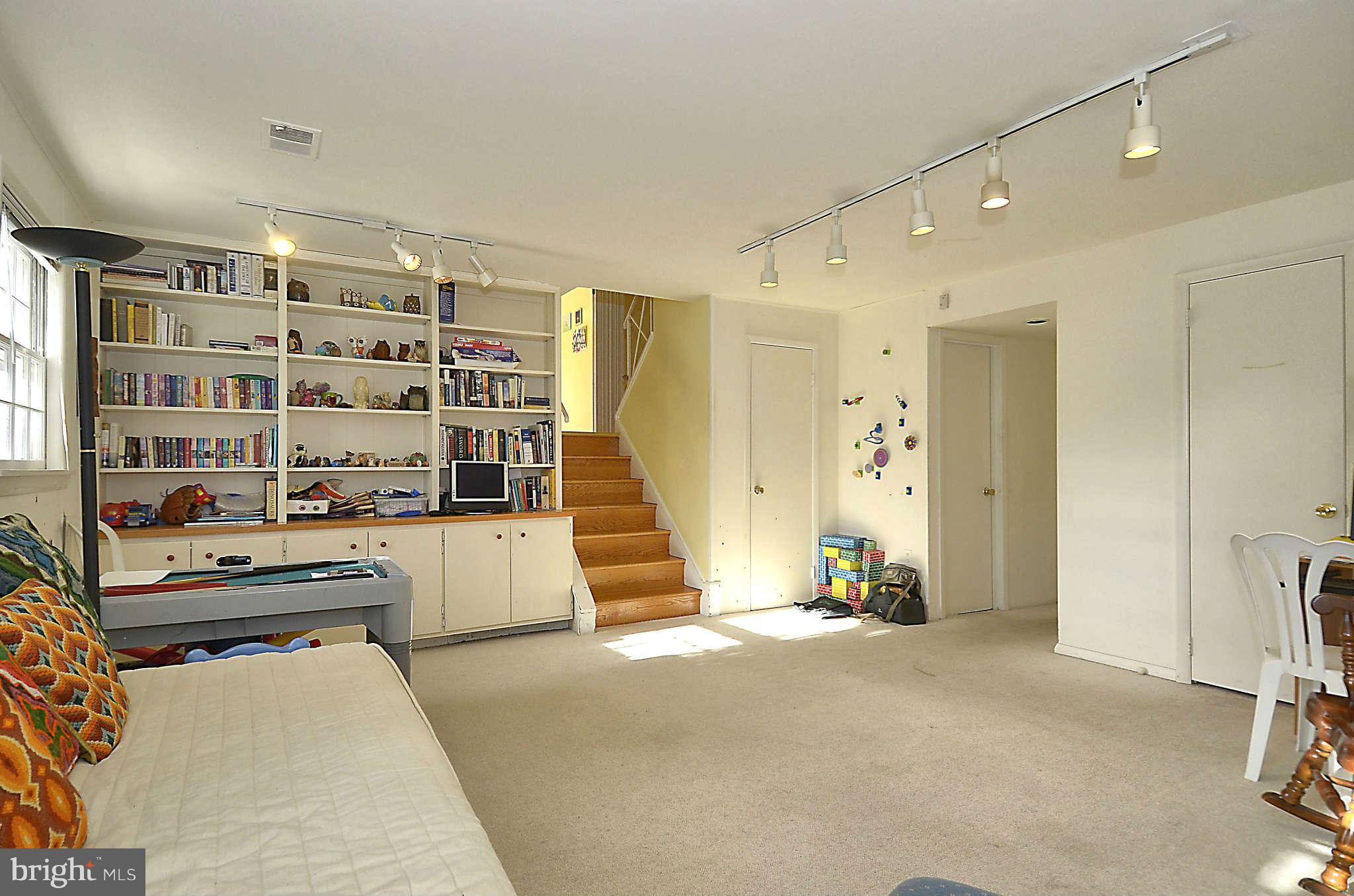 707 Horton Drive Silver Spring, MD 20902 - Photo 22 of 30 Family Room Overall View