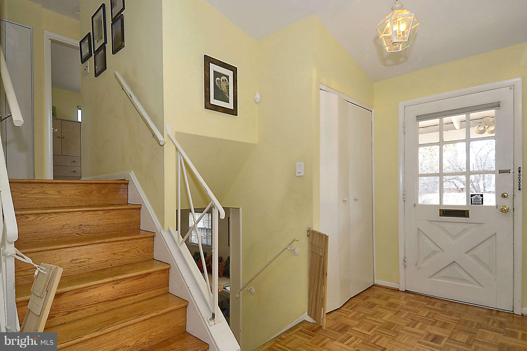 707 Horton Drive Silver Spring, MD 20902 - Photo 4 of 30 Entry Foyer