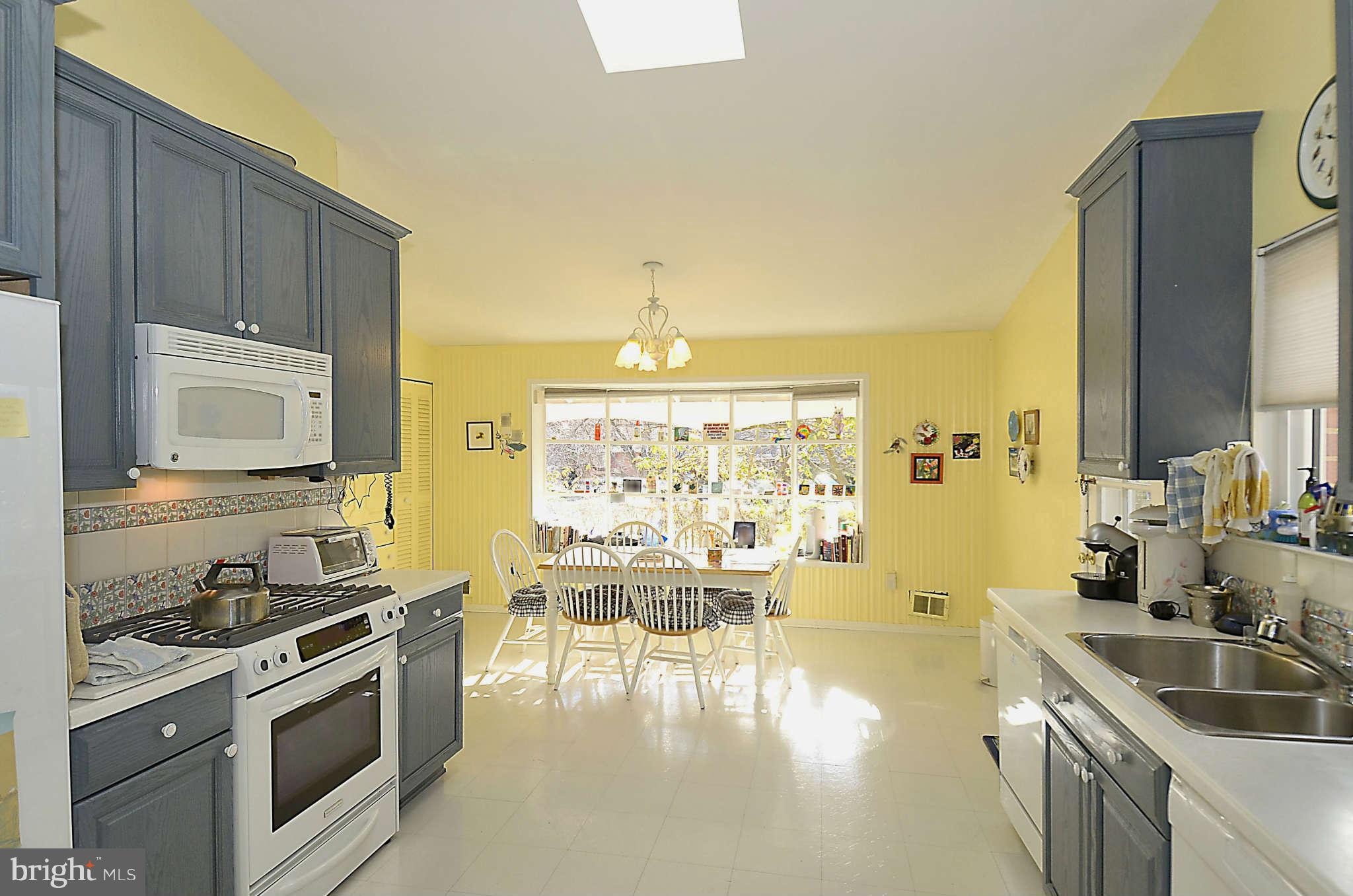 707 Horton Drive Silver Spring, MD 20902 - Photo 9 of 30 Kitchen