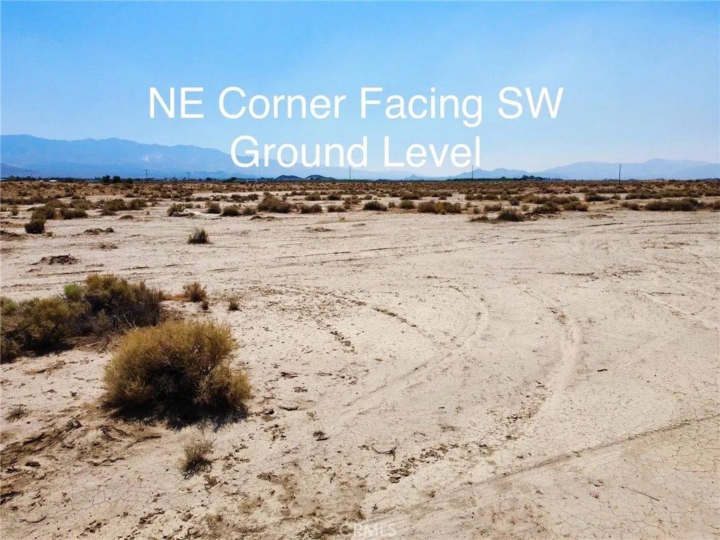 9 Camp Rock Road Lucerne Valley, CA 92356 - Photo 14 of 37