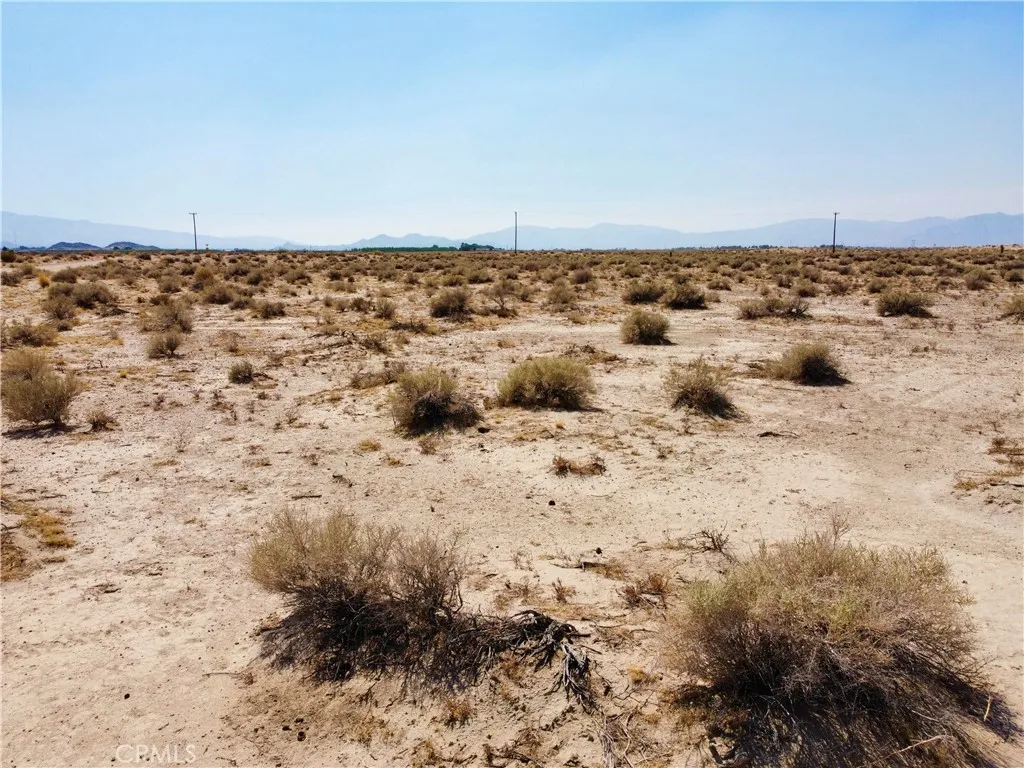 9 Camp Rock Road Lucerne Valley, CA 92356 - Photo 21 of 37