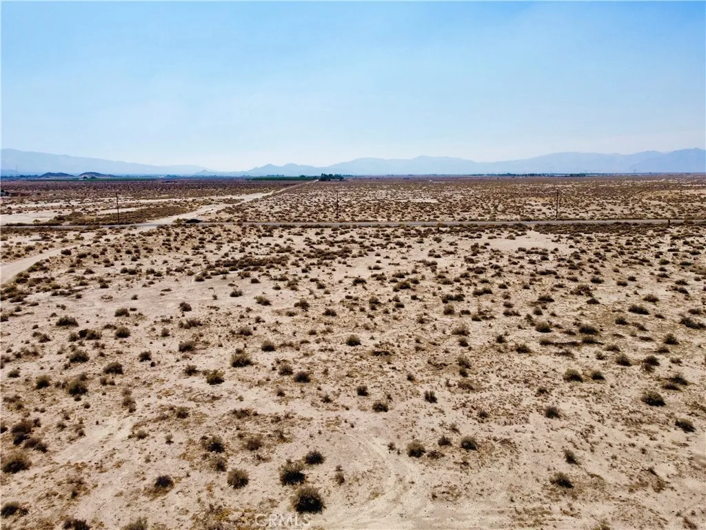 9 Camp Rock Road Lucerne Valley, CA 92356 - Photo 31 of 37