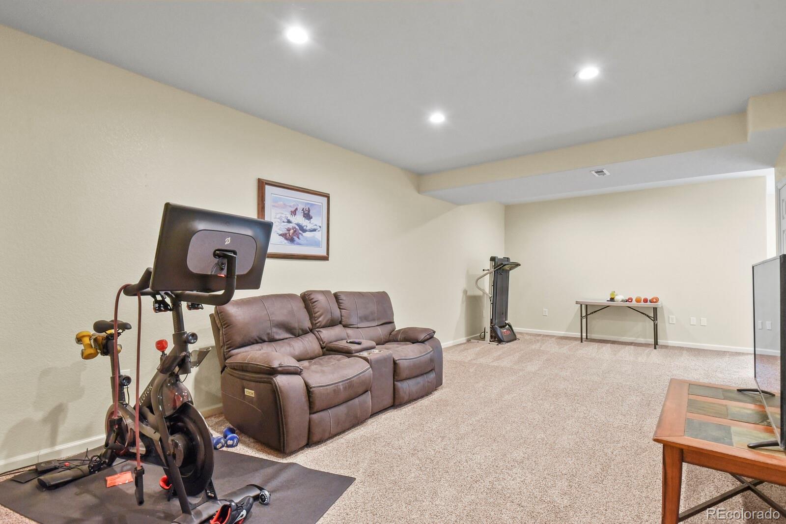 1010 View Ridge Road Bennett, CO 80102 - Photo 16 of 29 Gallery Image 16